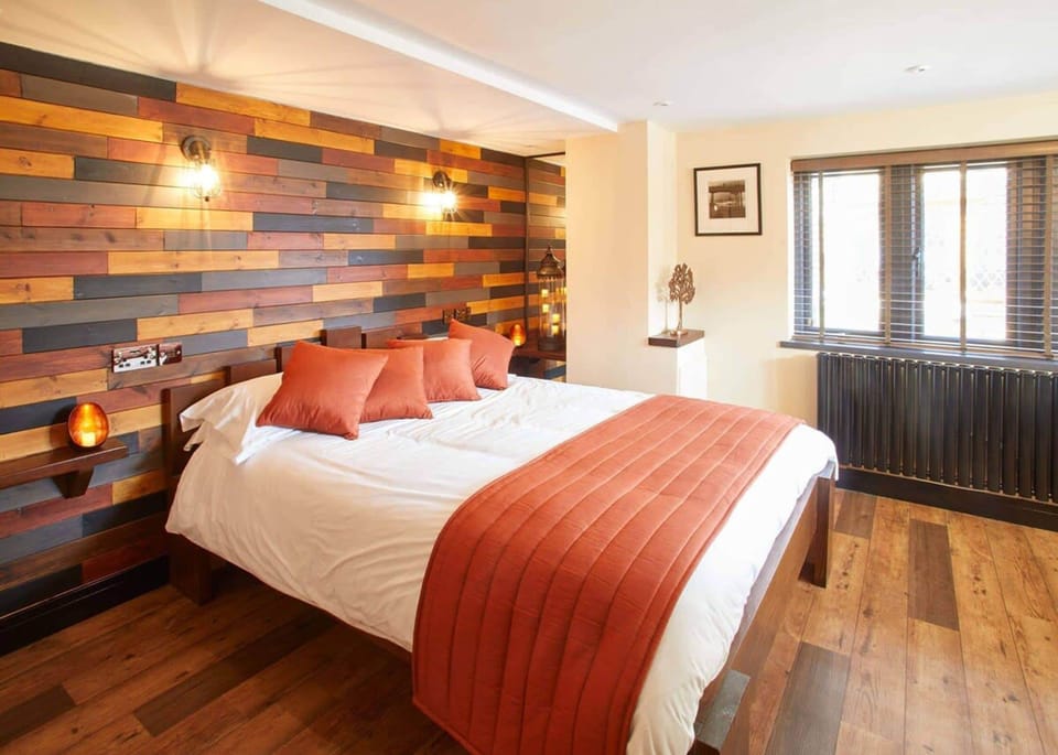 Host Stay The Nook House in Saltburn-by-the-Sea