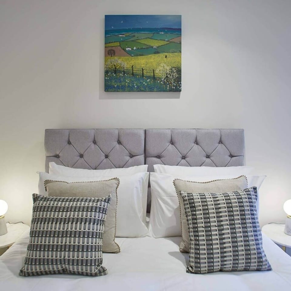 Host Stay The Old Sweet Shop Apartment in England