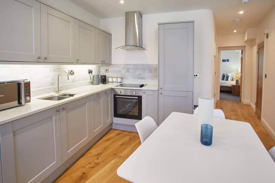 House | 2 bedrooms, soundproofing, Internet