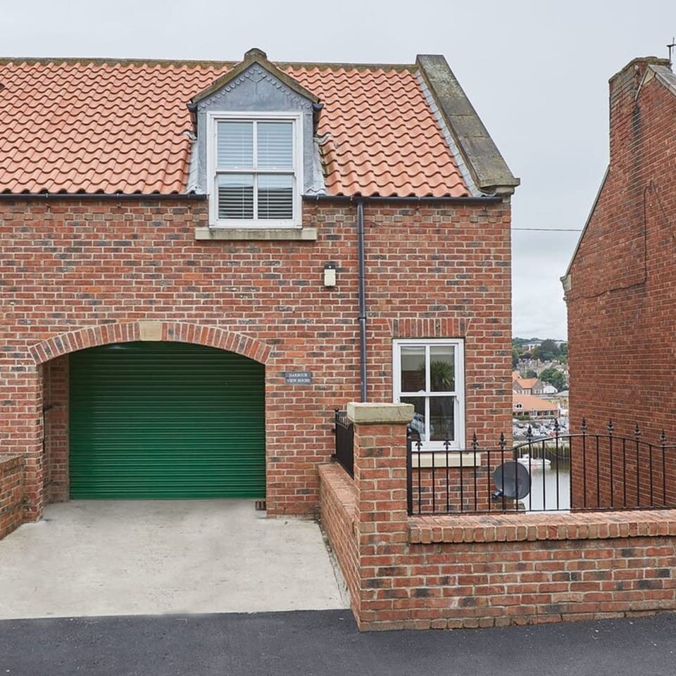 House | 4 bedrooms, Internet