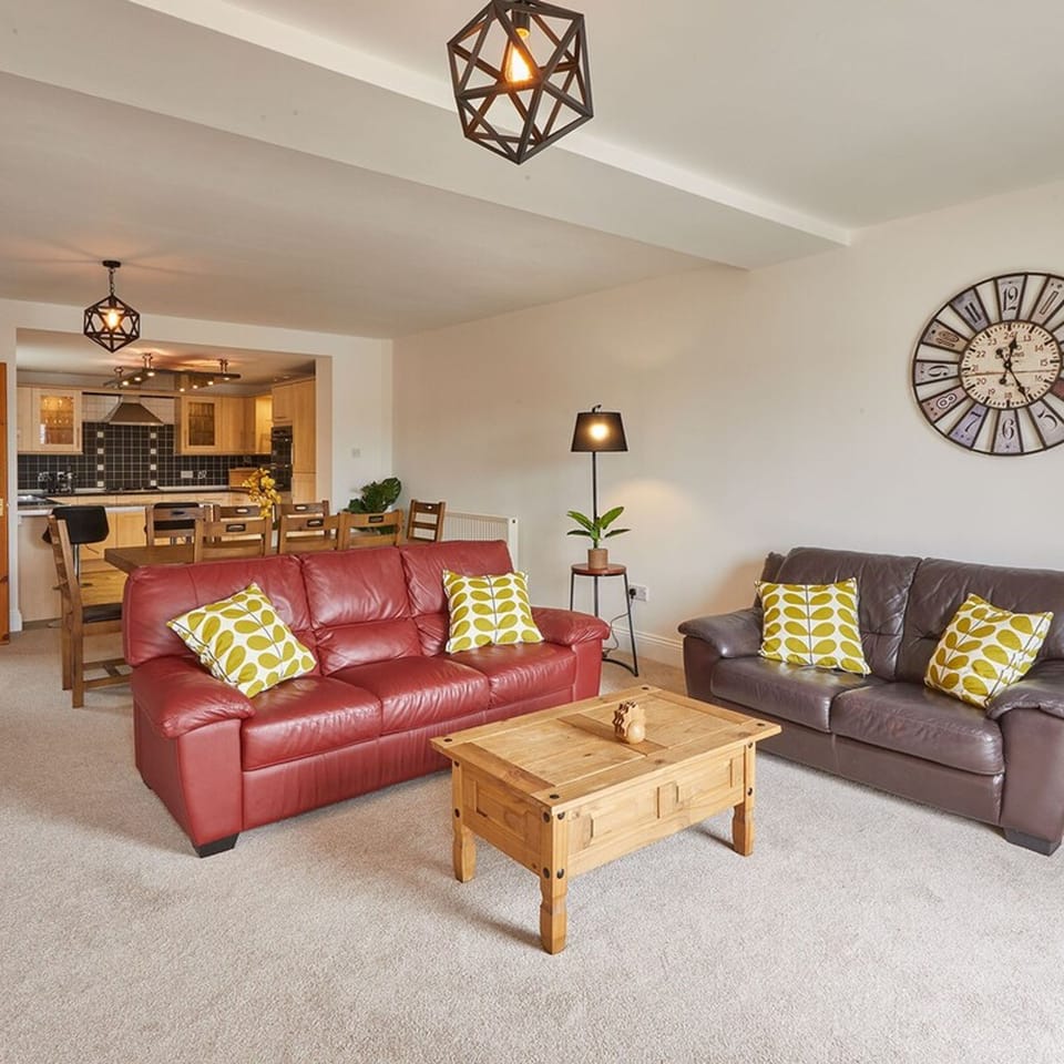 House | 4 bedrooms, Internet