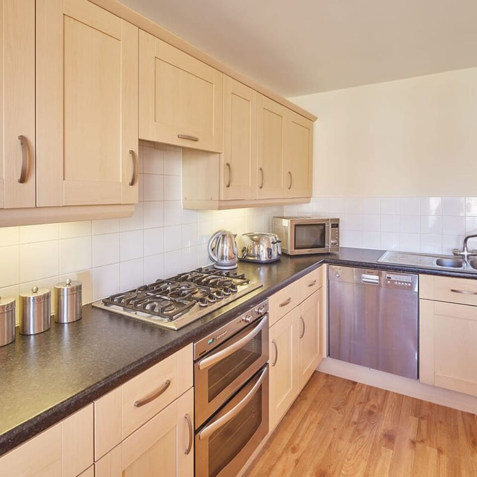 House | 4 bedrooms, Internet