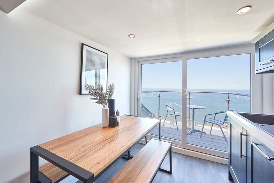 House | 3 bedrooms, high-speed internet