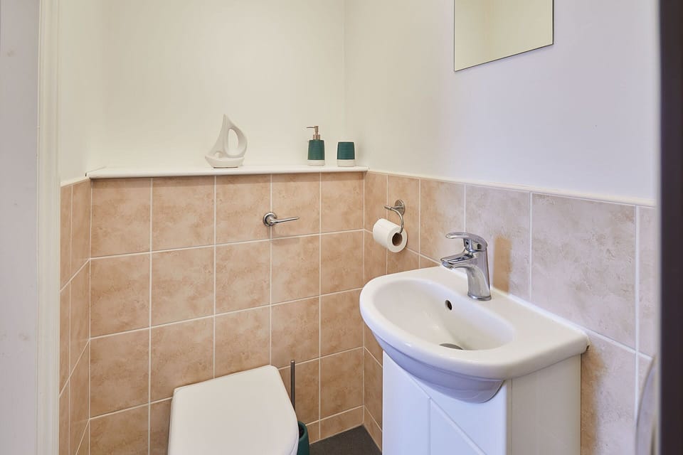 Host Stay Fox s Hideout Apartment in England