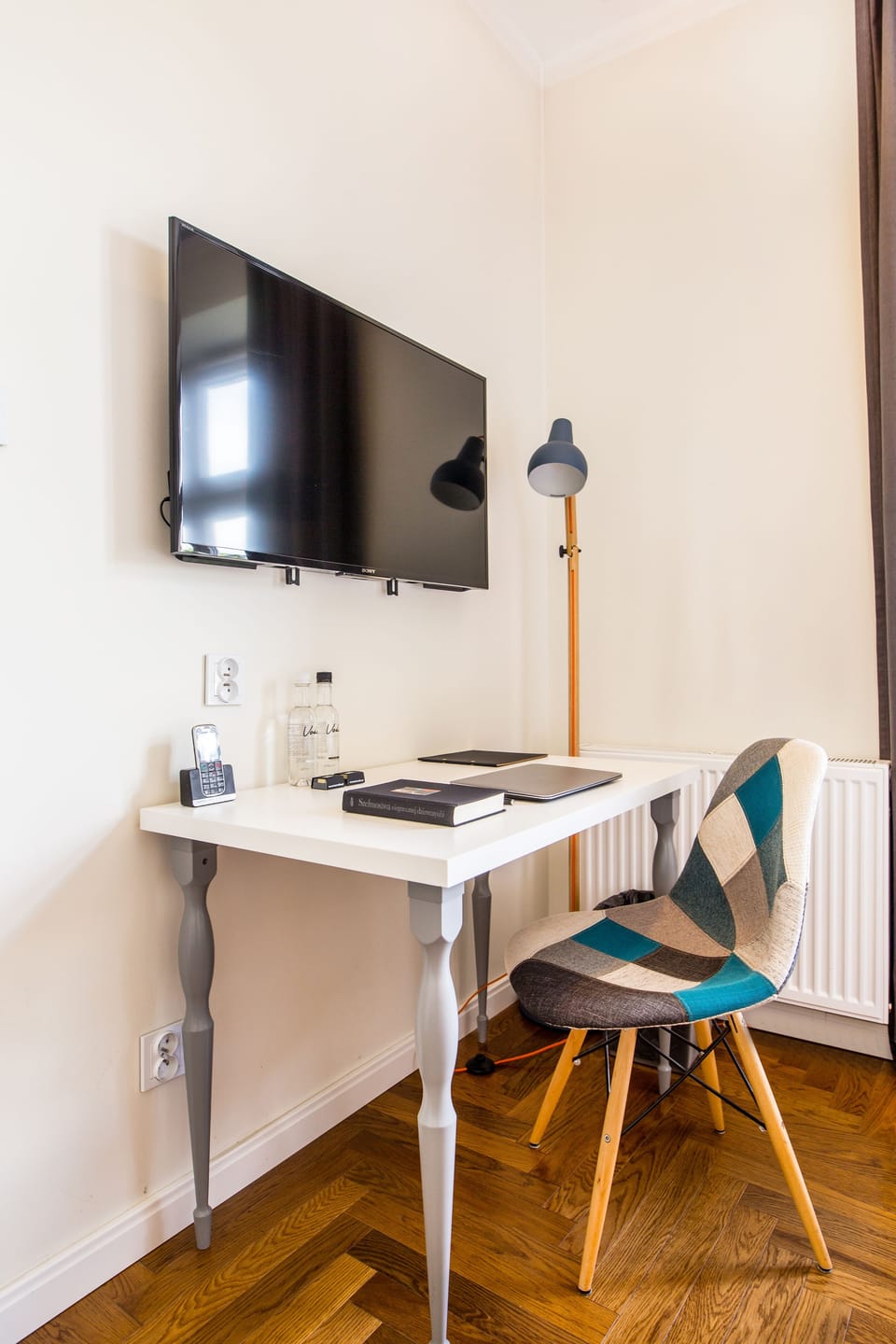 Classic Double Room | In-room safe, desk, soundproofing, iron/ironing board (on request)