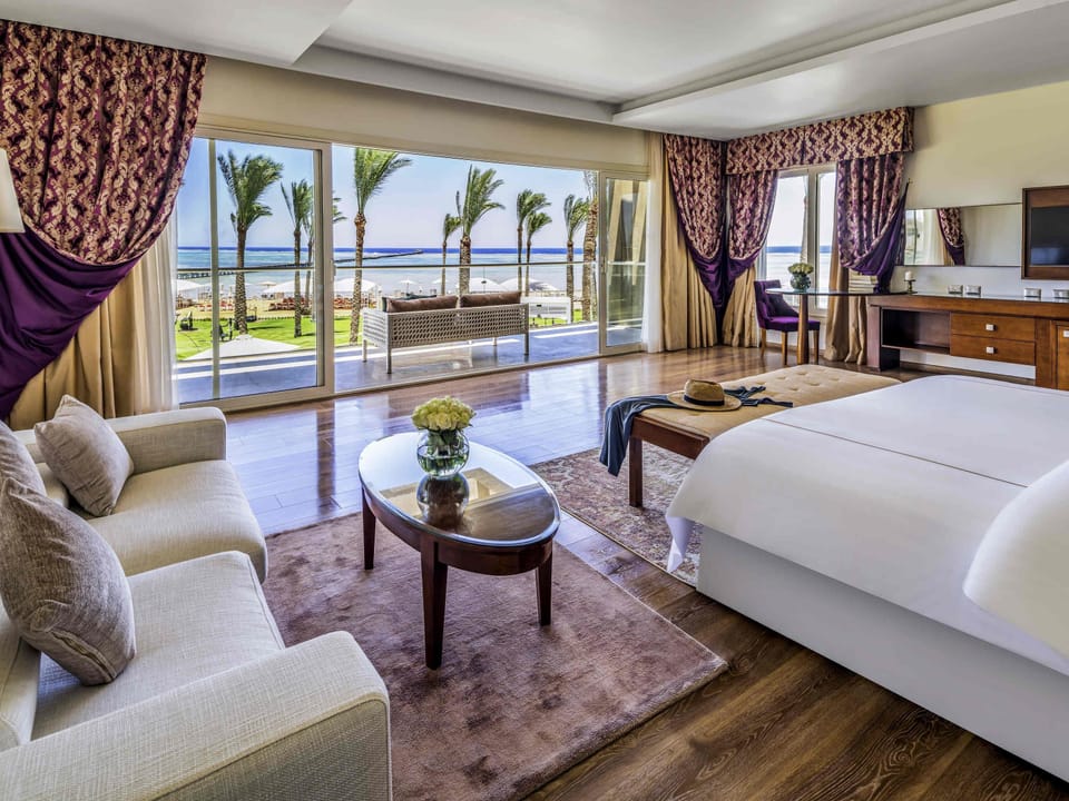 Superior Villa | Free minibar, in-room safe, blackout drapes, soundproofing