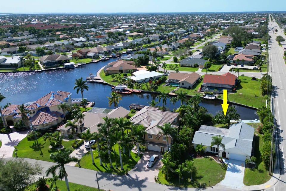 Located on the Gloriana Canal in SW Cape Coral, this home is a fisherman's dream!