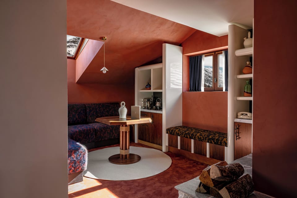 Solaise Suite | Living area | Flat-screen TV