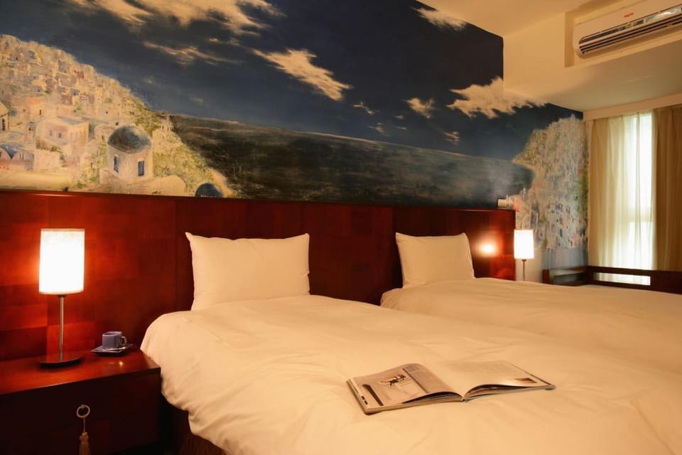 Minibar, desk, blackout drapes, free WiFi