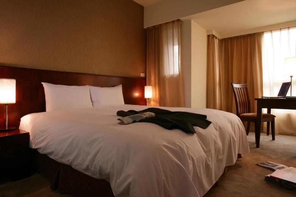 Minibar, desk, blackout drapes, free WiFi