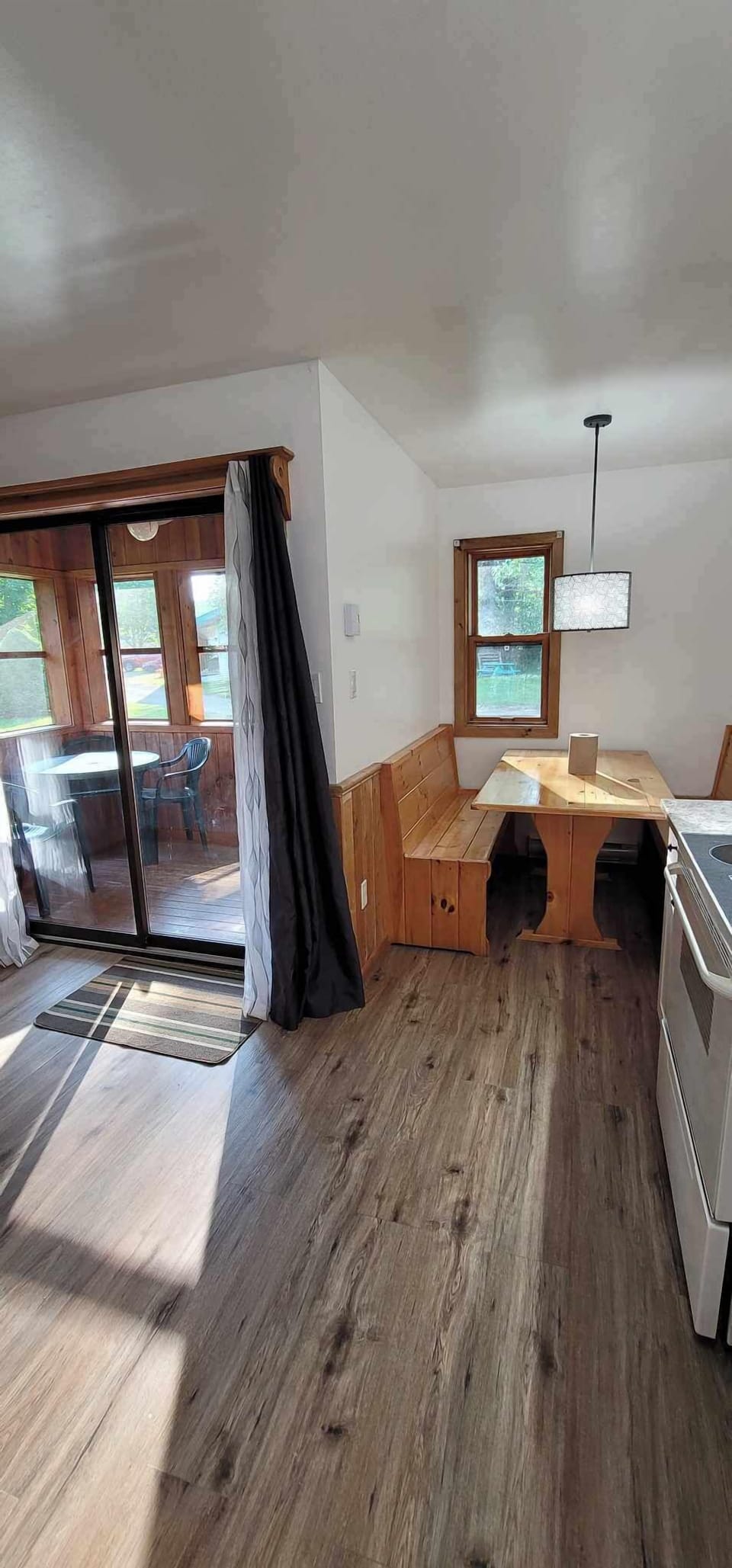Superior Chalet, 1 Bedroom, Non Smoking, Kitchenette (Condo Chalet) | In-room dining