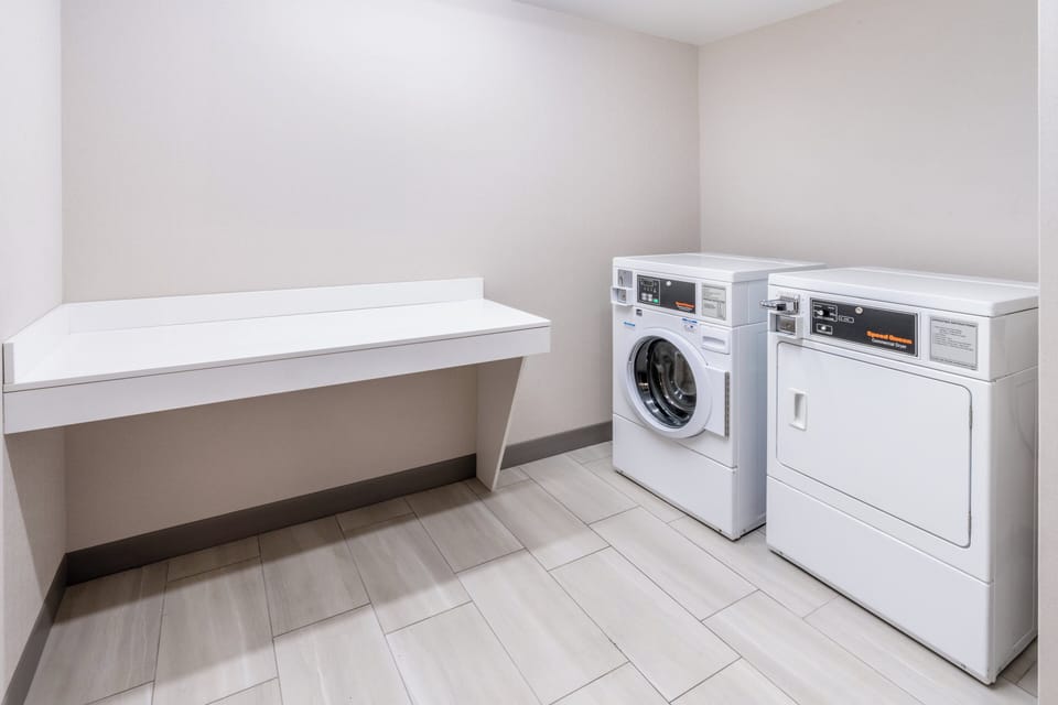 Holiday Inn Express Hotel & Suites - Cheyenne by IHG Hotel in Cheyenne