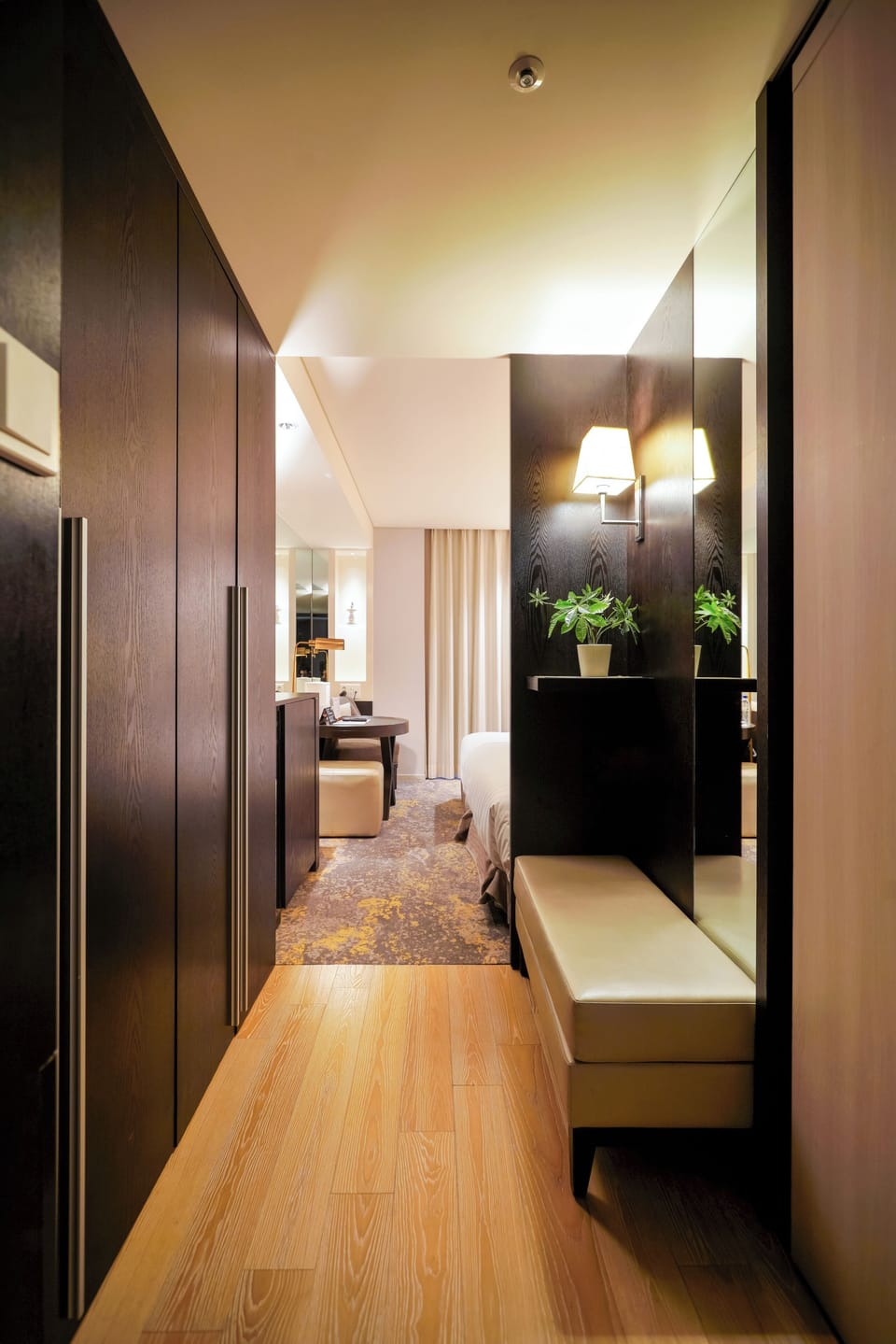 In-room safe, desk, blackout drapes, soundproofing