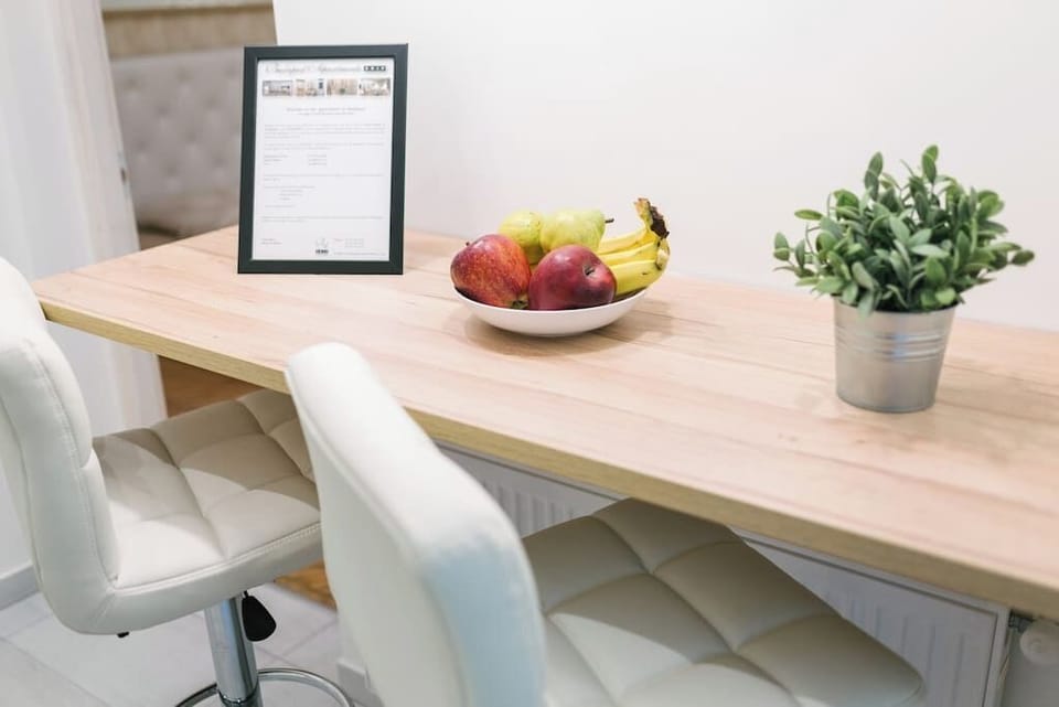 Dining corner (2)