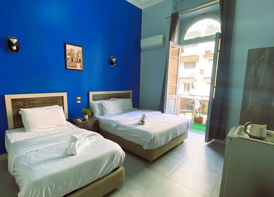 Single Room (shared bathroom ) | Interior detail
