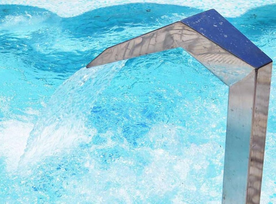 Pool waterfall
