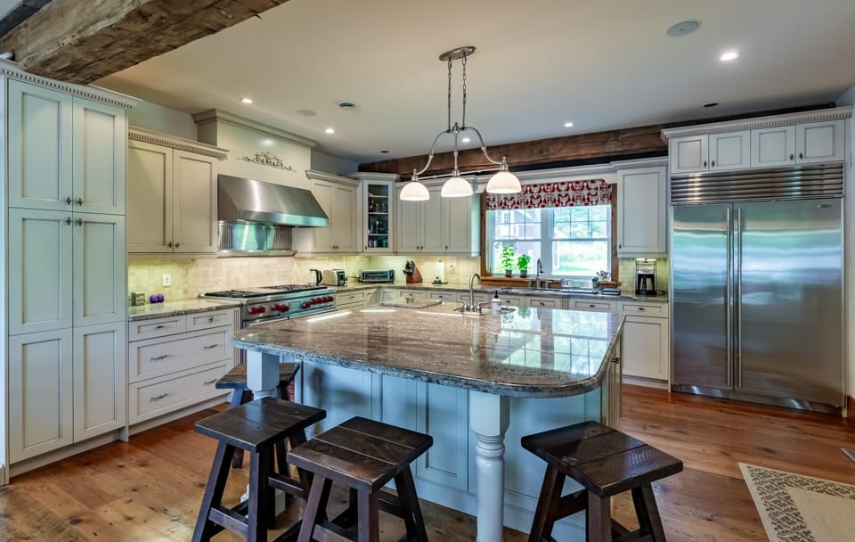 Kitchen &amp; Bar Seating