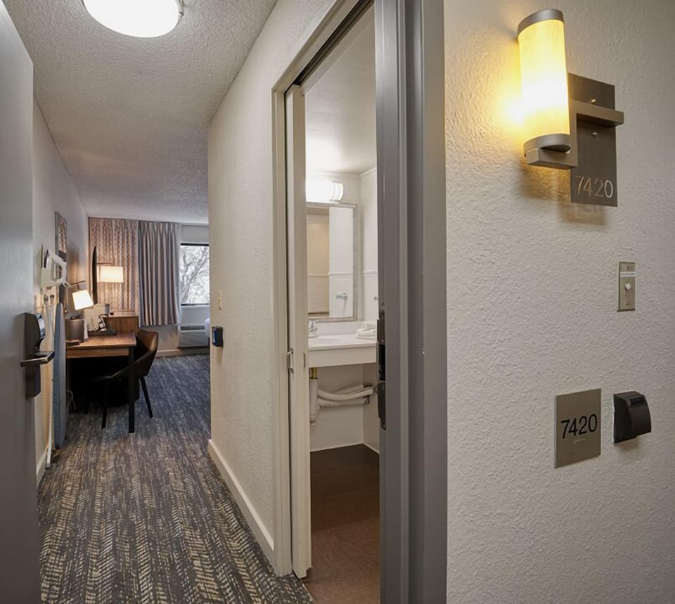Room, 2 Queen Beds (East Mobility Hearing Accessible) | In-room safe, bed sheets