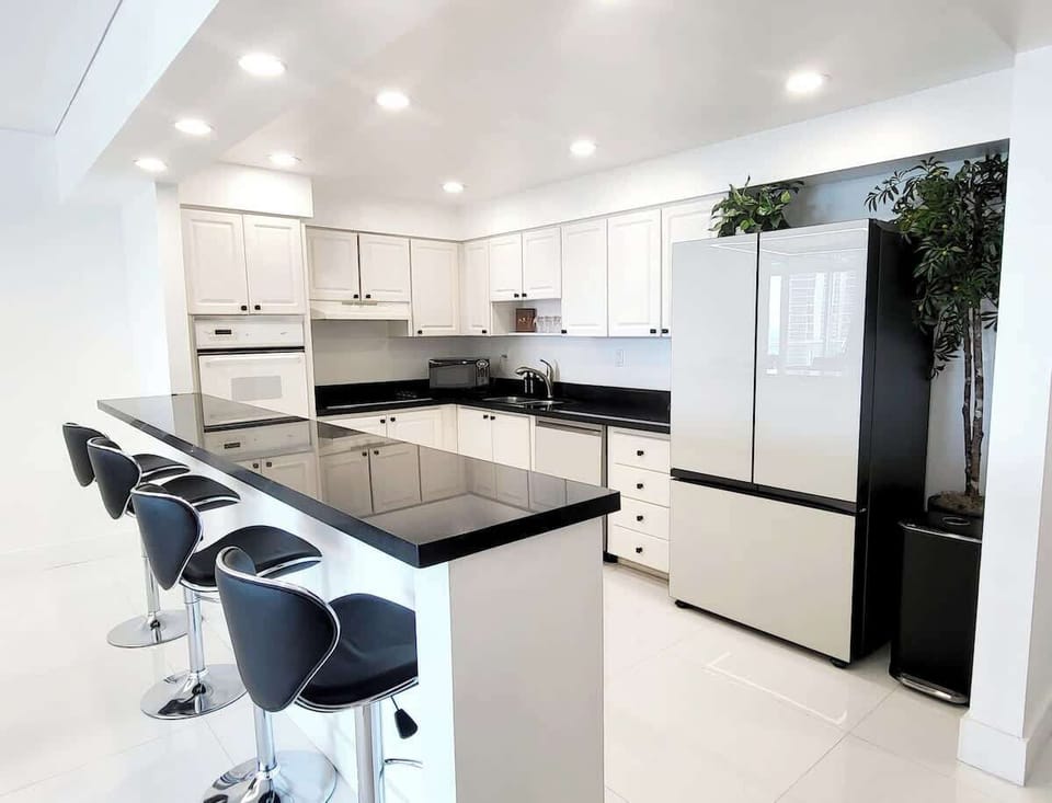 Plenty of seating at the kitchen bar!