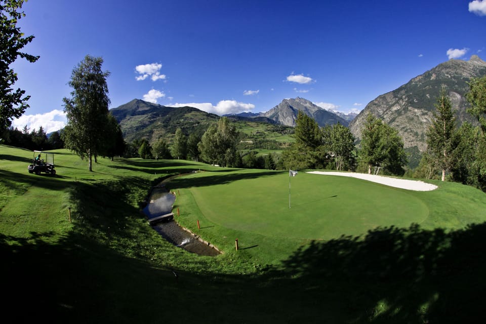 Maison Du-Noyer Bed and Breakfast in Aosta