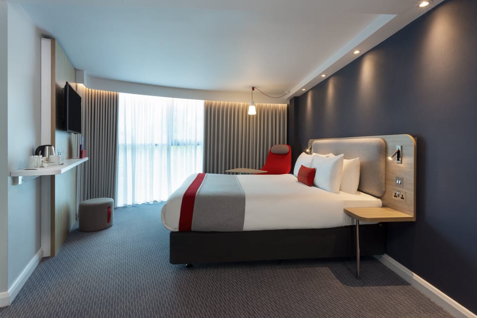 Standard Room, 1 Double Bed with Sofa bed (Free Hot Breakfast) | In-room safe, desk, blackout drapes, soundproofing