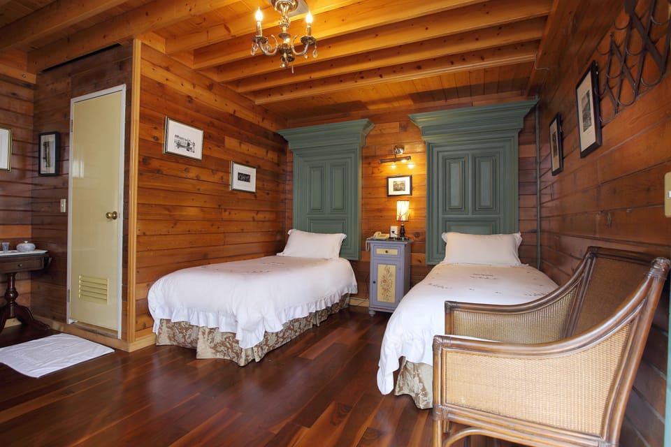 Economy Twin Room, 2 Twin Beds | Desk, free WiFi