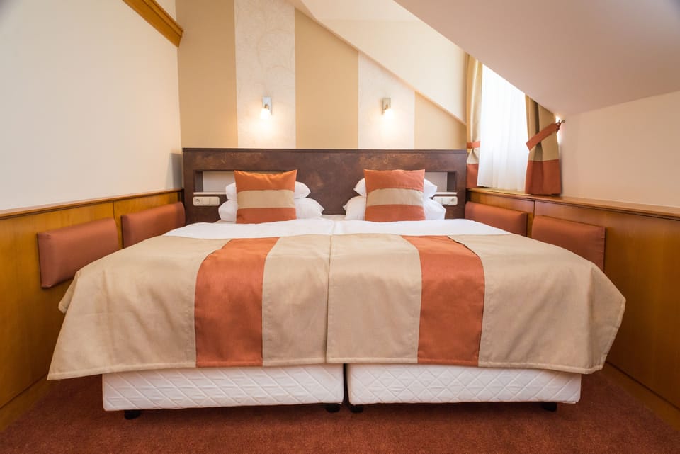 Economy Double Room | In-room safe, desk, blackout drapes, free WiFi