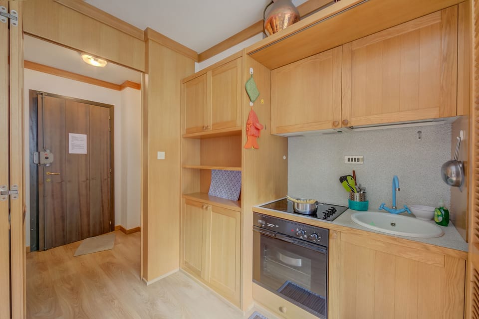 Kitchenette