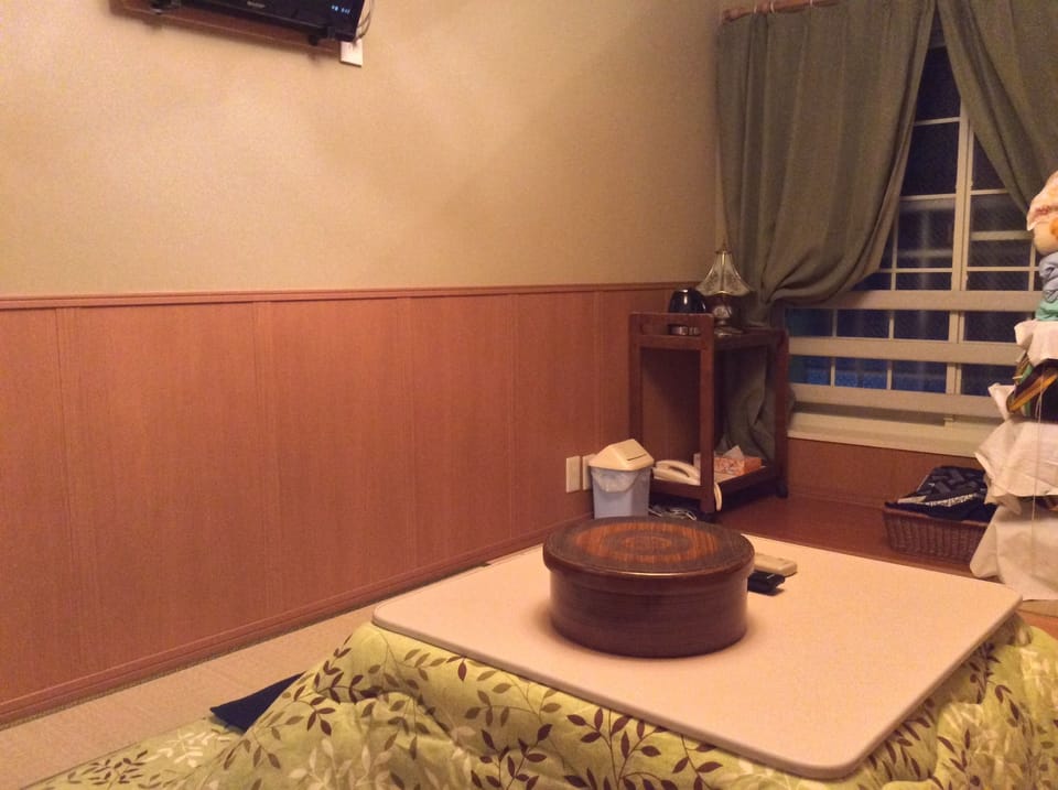 Japanese Style Family Room | Desk, WiFi (free)