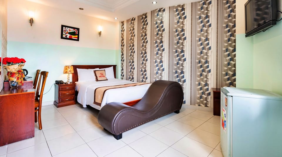 Executive Double Room | Premium bedding, minibar, in-room safe, individually furnished