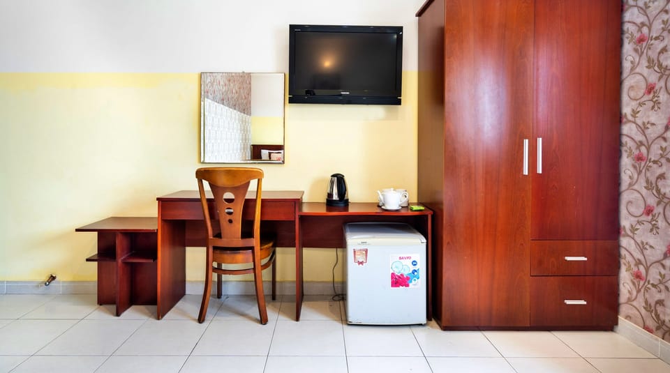 Premium bedding, minibar, in-room safe, individually furnished