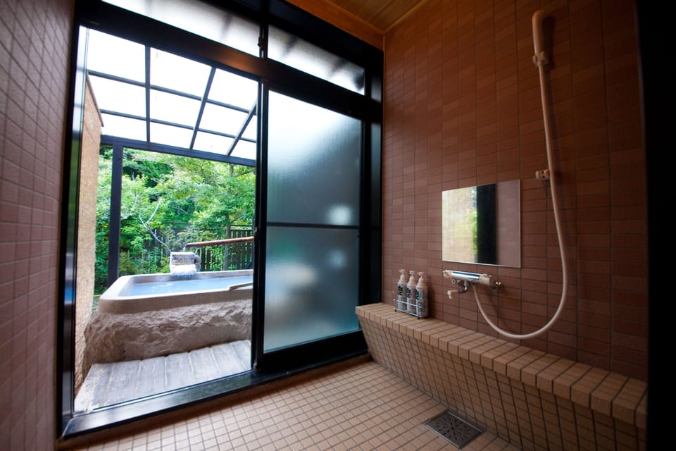 Deluxe Japanese Style Room, Open Air Bath | WiFi (free), bed sheets