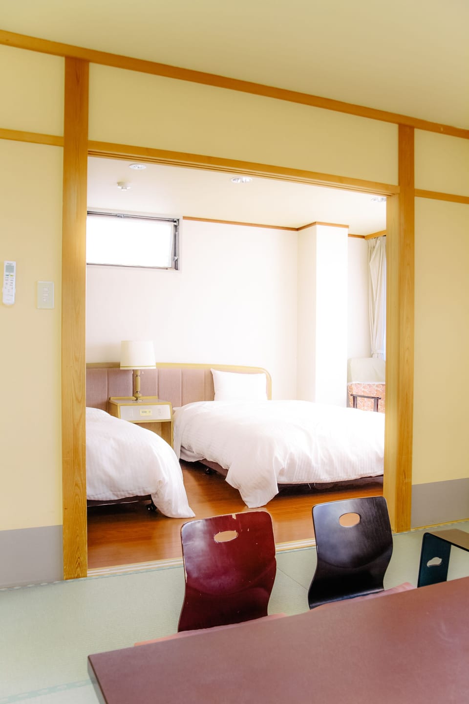 In-room safe, WiFi (free)