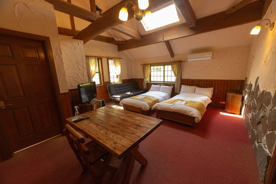Annex Executive Twin (2F), Non Smoking | WiFi (free), bed sheets