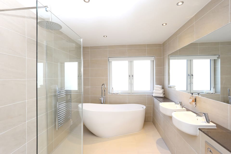 Suite, 1 King Bed, Non Smoking | 1 bedroom, premium bedding, desk, laptop workspace