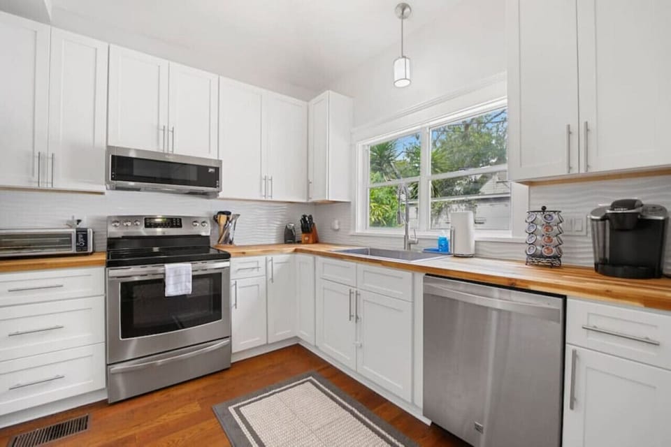 Light & Bright Kitchen