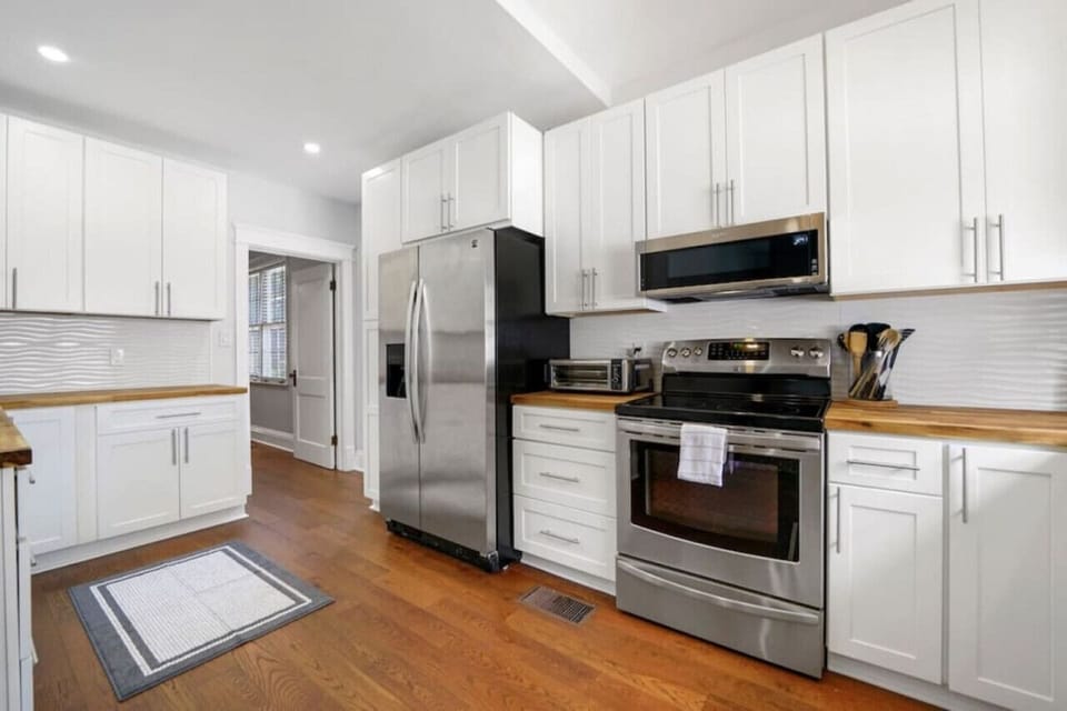 Complete Kitchen