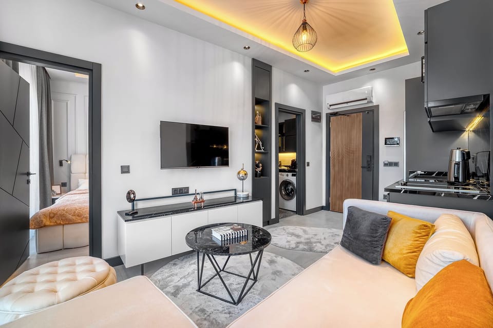 Deluxe Apartment, 1 Double Bed, Non Smoking, City View | 1 bedroom, blackout drapes, soundproofing, iron/ironing board