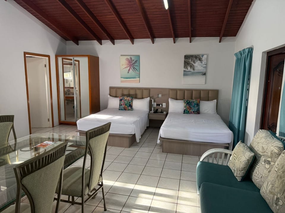 Studio with full Kitchen | Desk, iron/ironing board, WiFi (free), individually furnished