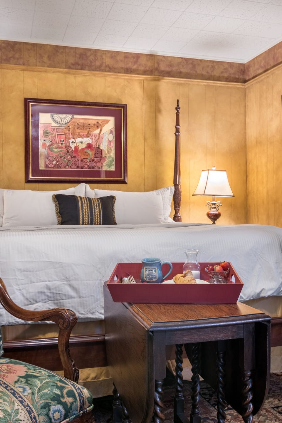 Welch Room | 1 bedroom, Egyptian cotton sheets, premium bedding, pillowtop beds