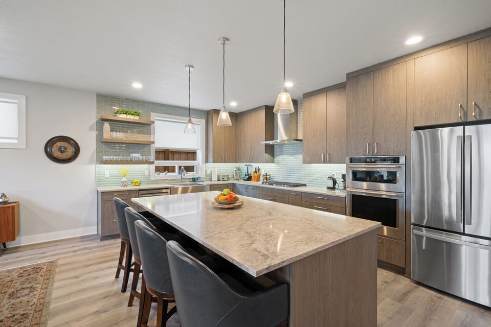 Kitchen Island with 4 seats