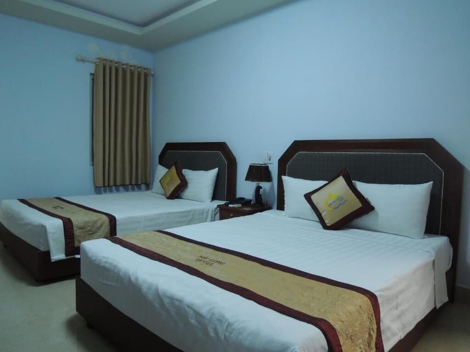 Minibar, desk, blackout drapes, free WiFi