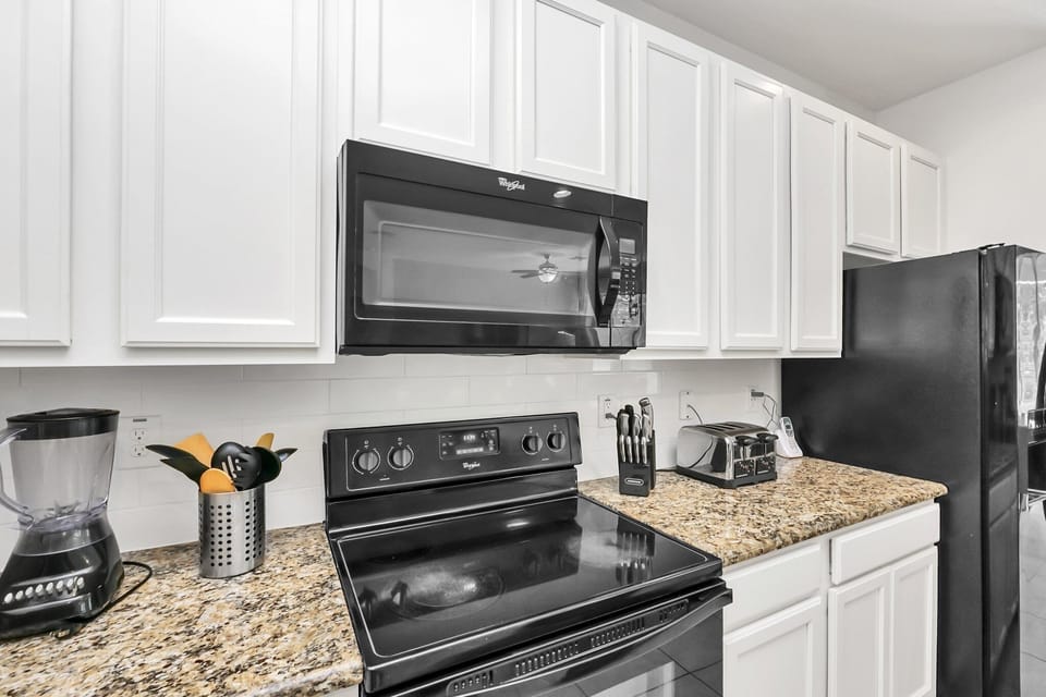 Kitchen fully equipped