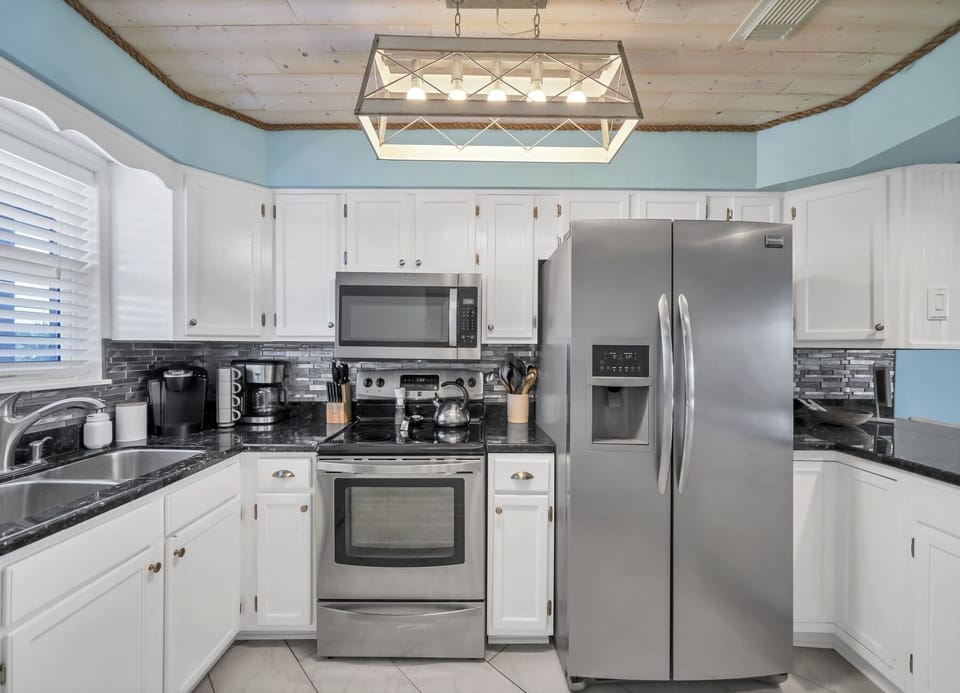 Fully stocked kitchen