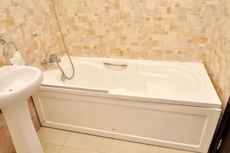 Economy Room | Bathroom | Slippers