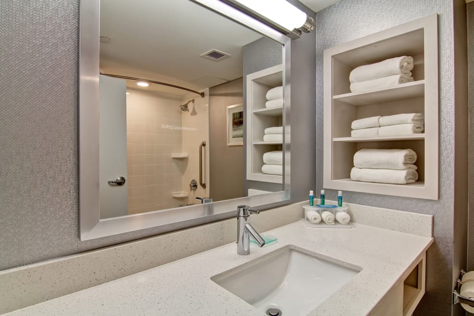 Hair dryer, towels