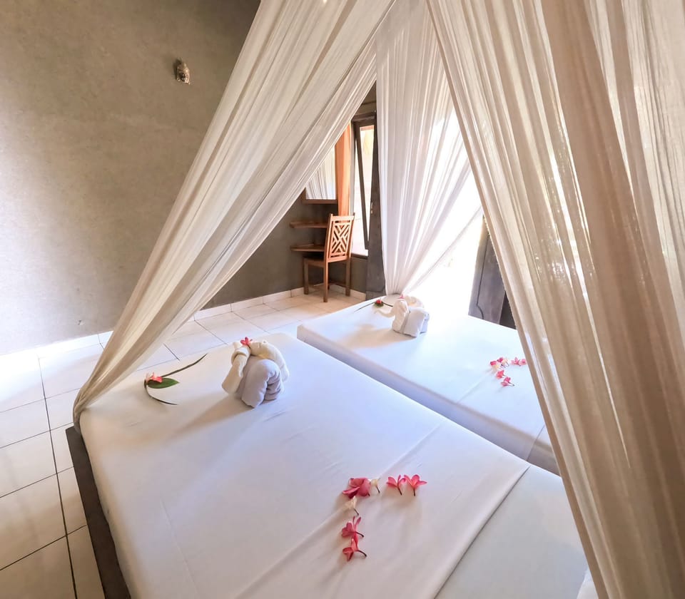 Superior Double or Twin Room | 1 bedroom, desk, free WiFi, bed sheets