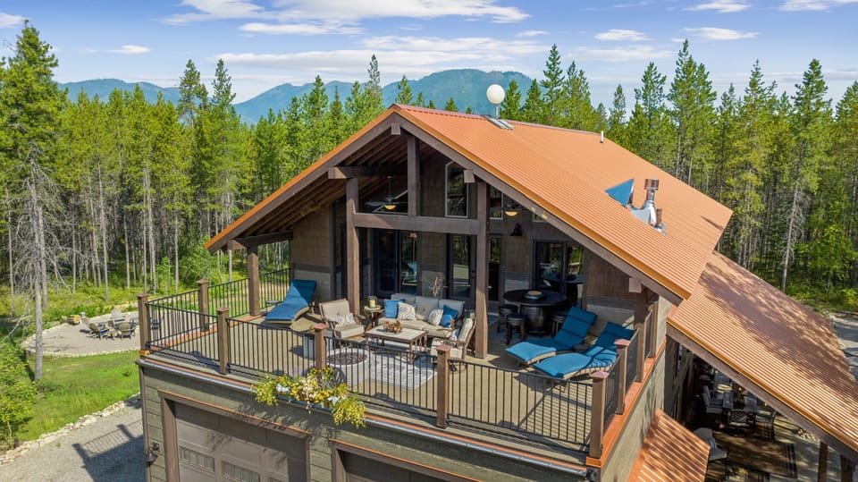  Glacier Apgar Mnt / woods view - Massive 600' deck gathering space w/ fire pit