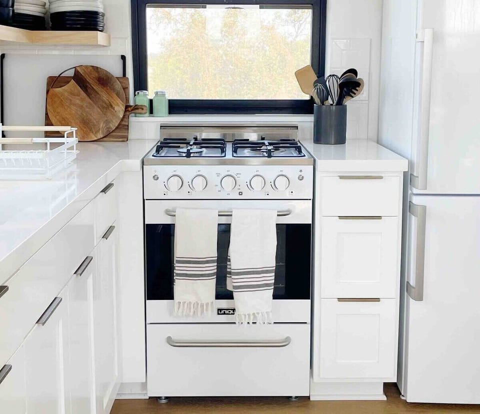 "The hosts of this AirBnb are quick to respond to your every question. The kitchen is well stocked and I love the design features. I would recommend this to anyone wanting to explore San Luis and adjoining areas."
