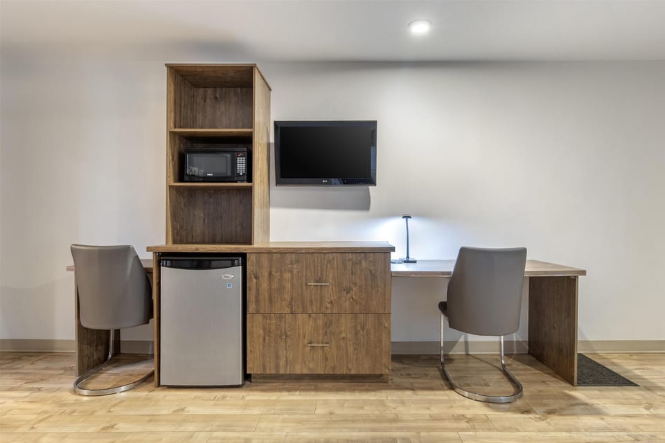 Standard Room, 2 Double Beds, Non Smoking, Refrigerator & Microwave | Laptop workspace, iron/ironing board, rollaway beds, WiFi